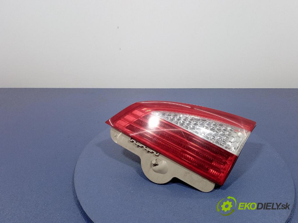 Ford Mondeo 2007 svetlo / reflektor zad Prava: Vnútri: 7S71-13A602-B