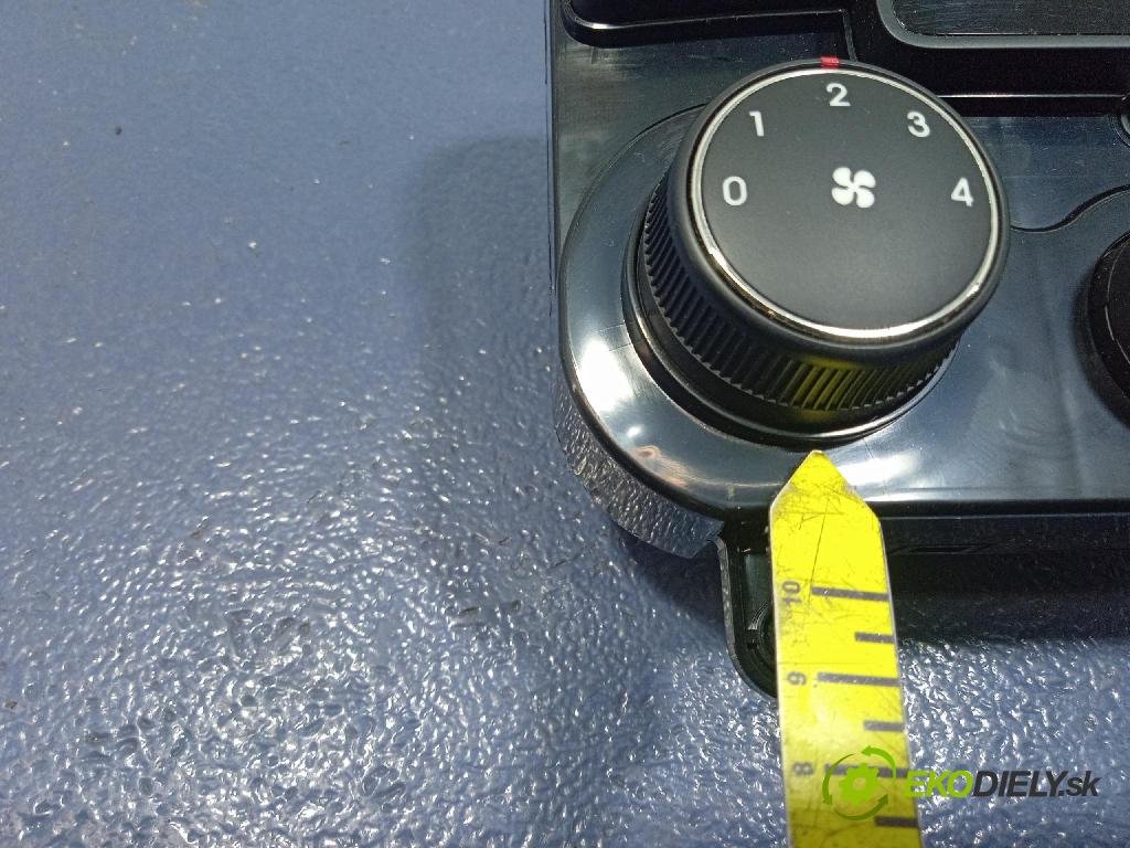 Hyundai I30 2010 prepínač Klimatizácia: Prúd vzduchu: 97250-2L150