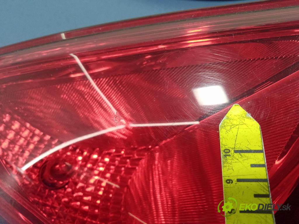 Hyundai I30 2010 svetlo / reflektor zad ľavá Vonkajsia: 924012R0