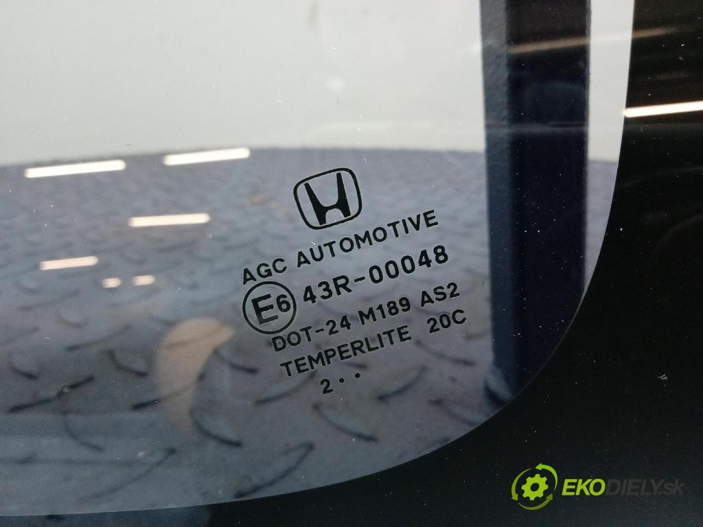 Honda Cr-v 2013 sklo Karoséria: zad