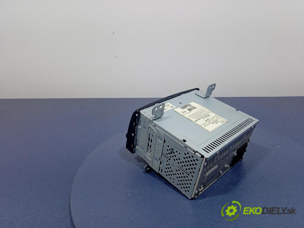 Hyundai I30 2010 Radio I Navigácia: 96160-2L200