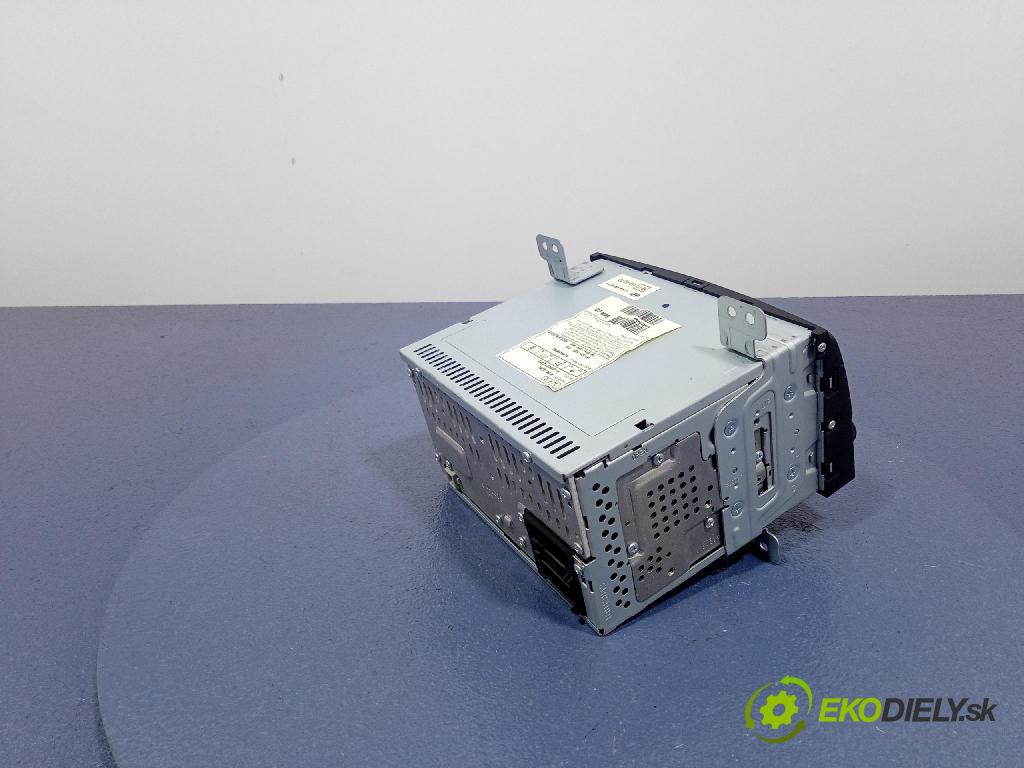 Hyundai I30 2010 Radio I Navigácia: 96160-2L200