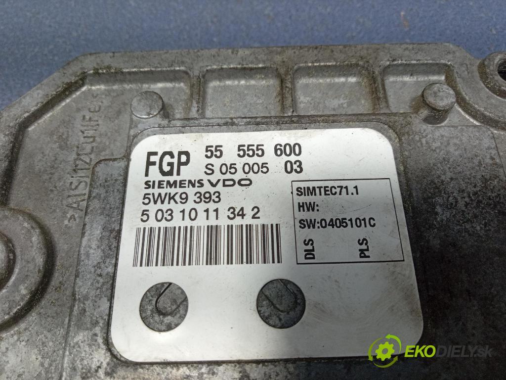 Opel Zafira 2005 riadiaca jednotka Motor: 55555600