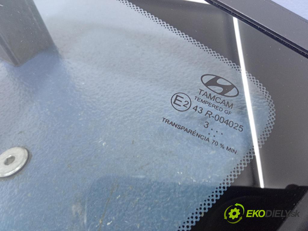 Hyundai Bayon 2023 sklo Karoséria: zad 87810Q0710