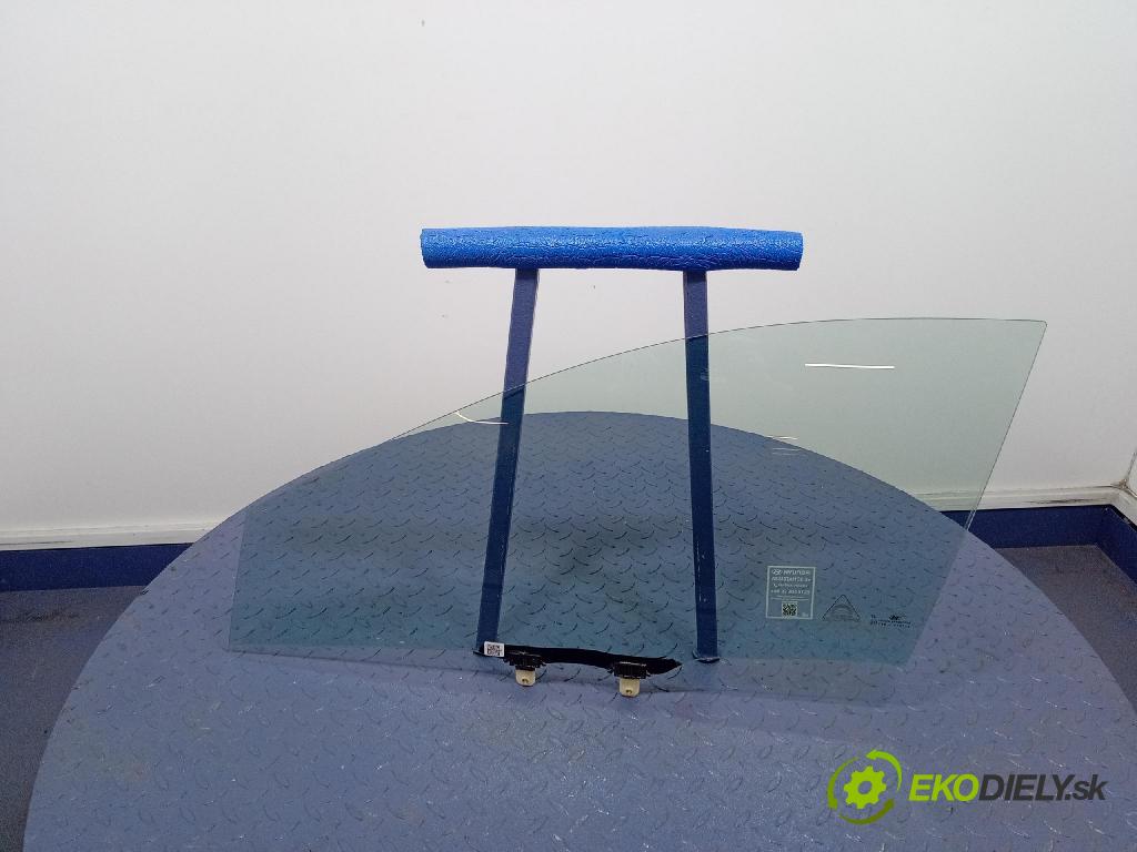 Hyundai Bayon 2023 sklo dvere Predné ľavá 82412C8000