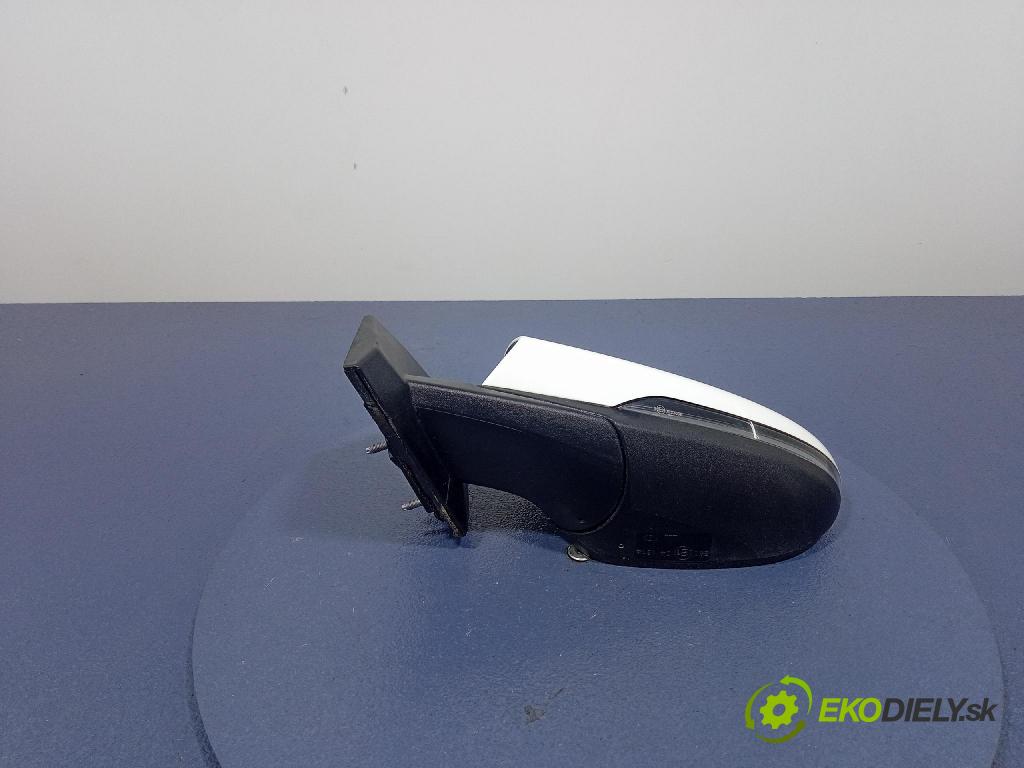 Hyundai Bayon 2023 zrkadlo Vľavo: 87617Q0020