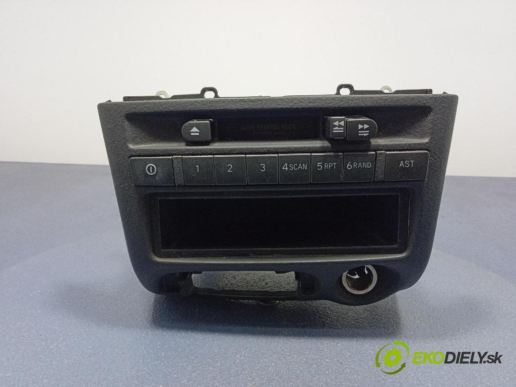Toyota Yaris 2005 Radio I Navigácia: 86120-0D070