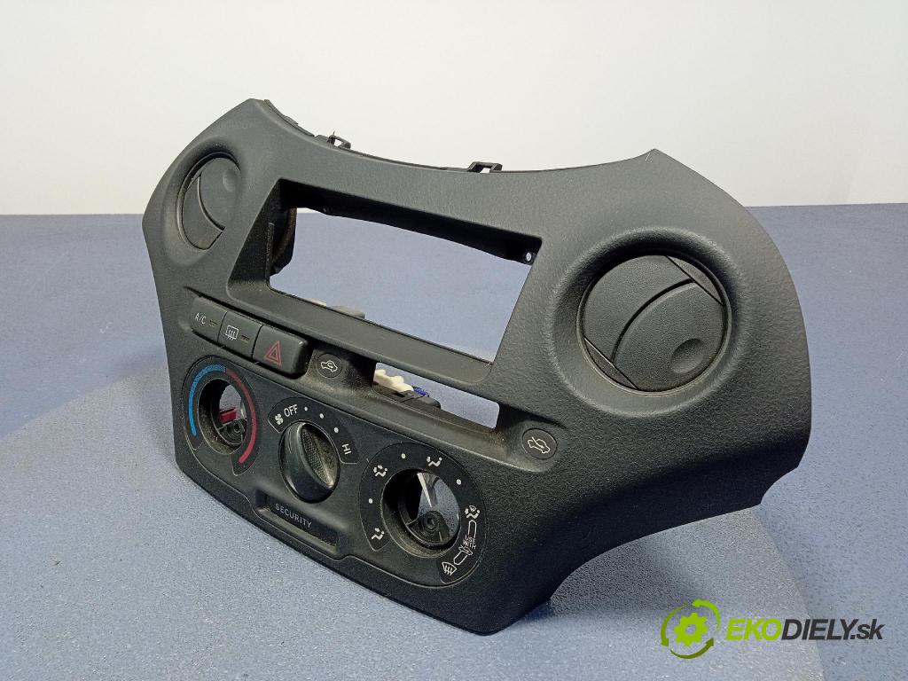 Toyota Yaris 2005 prepínač Klimatizácia: Prúd vzduchu: 55412-0D020