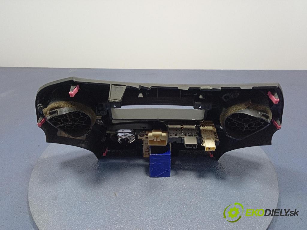 Toyota Yaris 2005 prepínač Klimatizácia: Prúd vzduchu: 55412-0D020