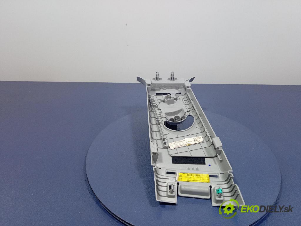 Hyundai Bayon 2023 kryt Plast: Interiéry: 85841Q0150