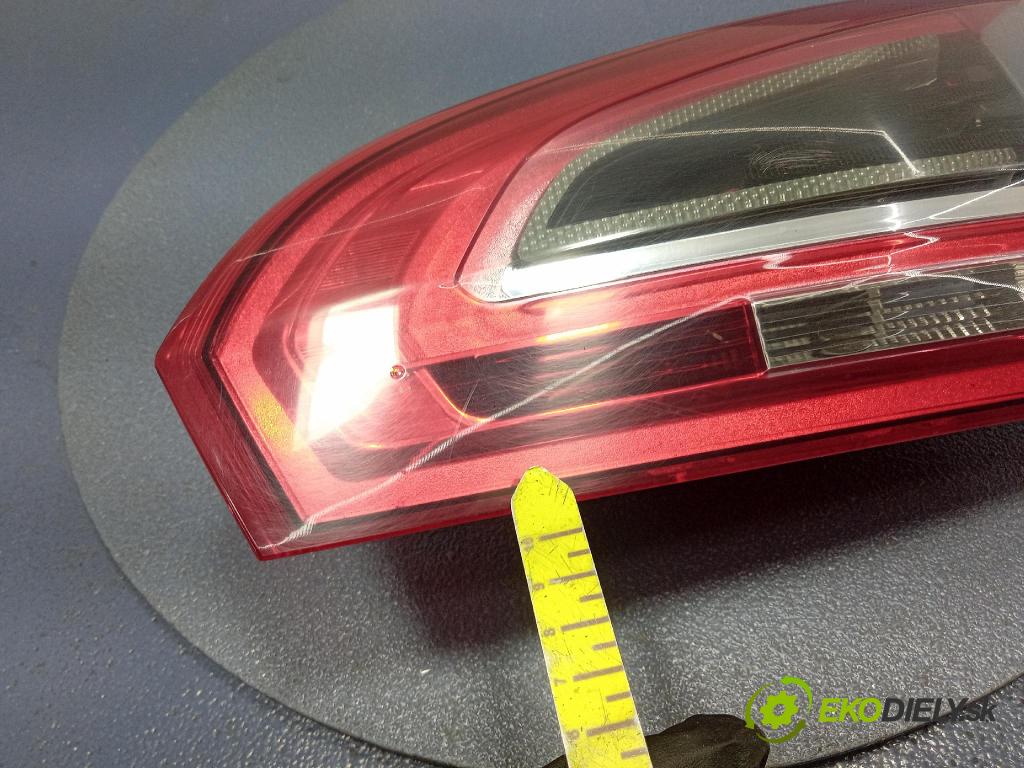 Ford S-max 0 svetlo / reflektor zad Prava: Vnútri: AM21-13A602-AE