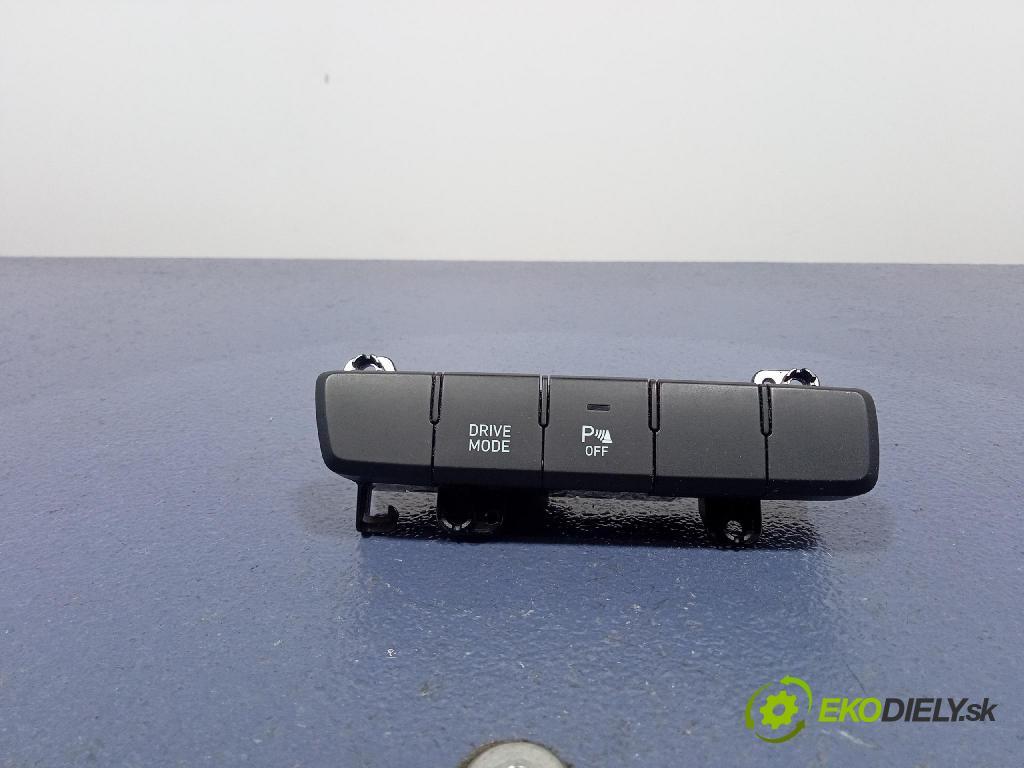 Hyundai Bayon 2023 prepínač 93300Q0160