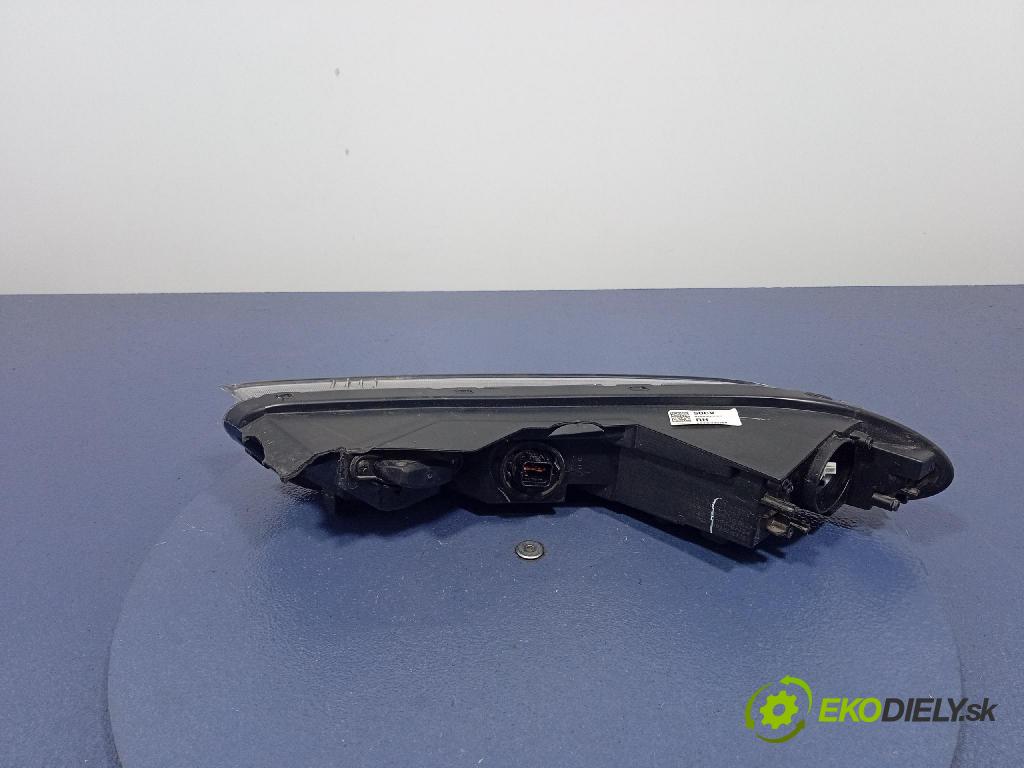 Hyundai Bayon 2023 Reflektor: v pravo: 92208Q0500