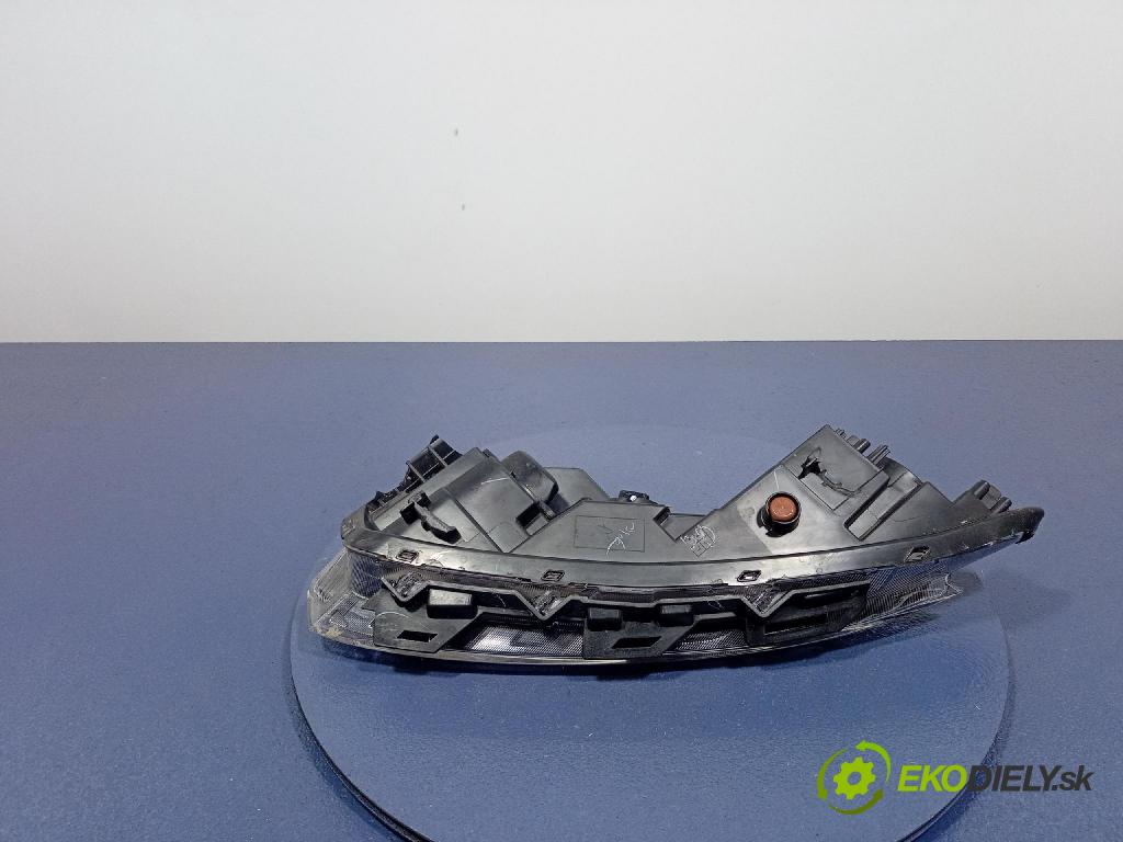 Hyundai Bayon 2023 Reflektor: v pravo: 92208Q0500