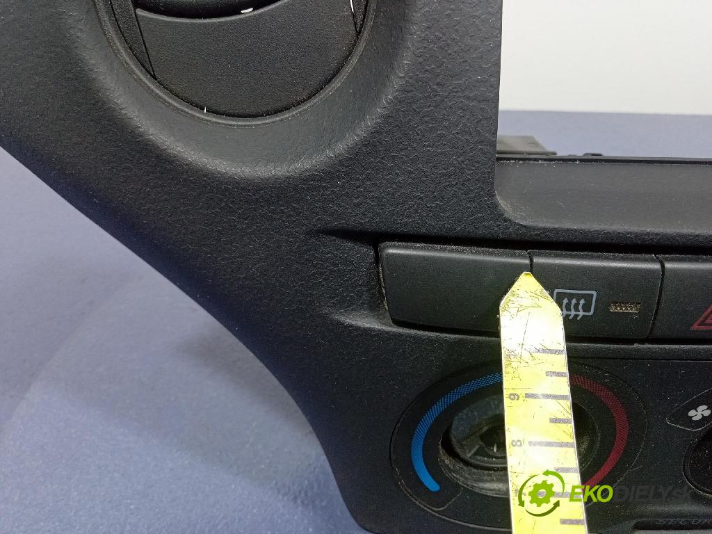 Toyota Yaris 2004 prepínač Klimatizácia: Prúd vzduchu: 554050D160B0