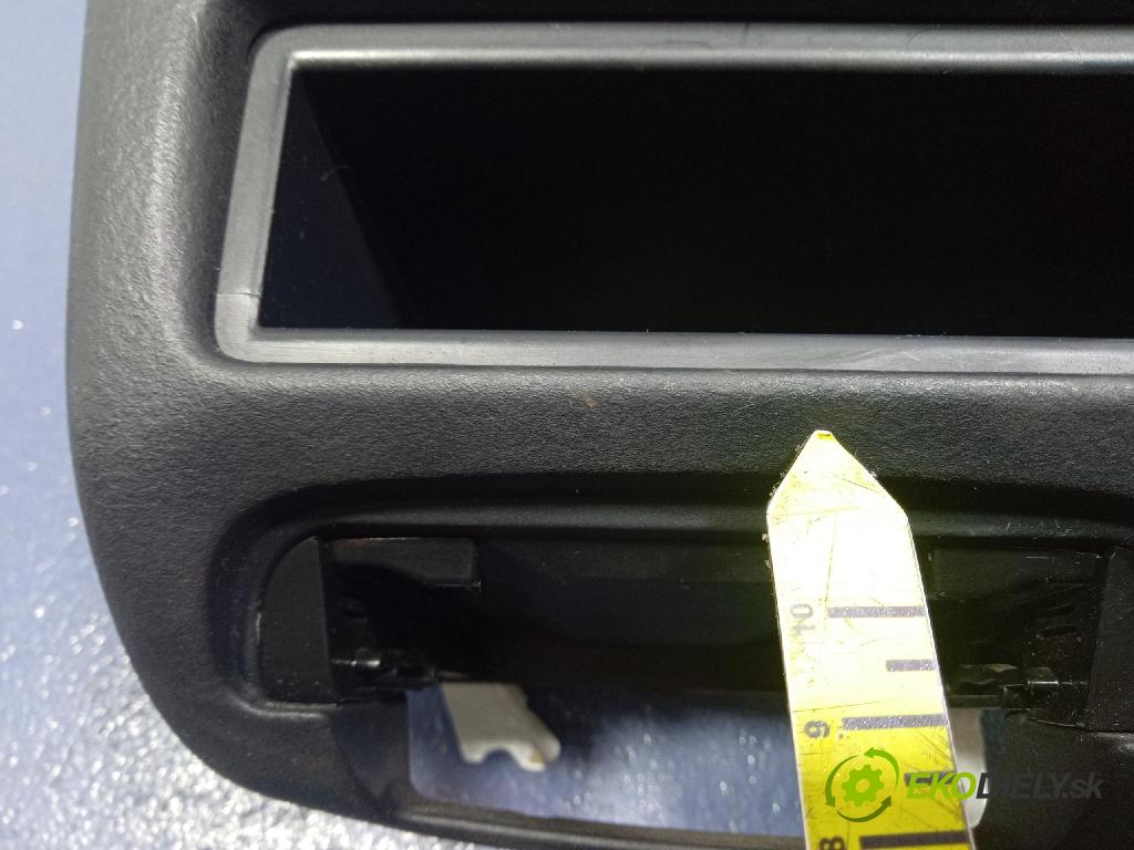 Toyota Yaris 2004 Radio I Navigácia: 86120-0D070