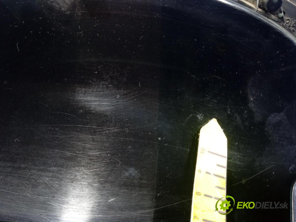 Toyota Yaris 2004 prístrojovka/ budíky 21655864-5