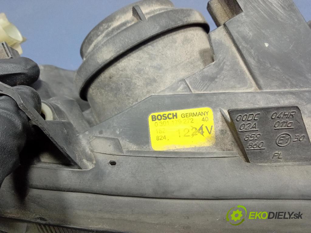 Opel Vectra 0 Reflektor: v pravo: 09152647