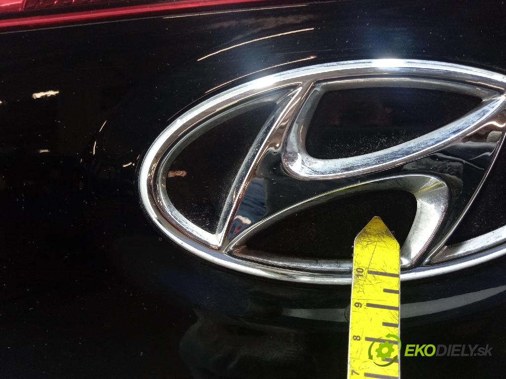 Hyundai Bayon 2023 zadna dveře kufra: kufra: