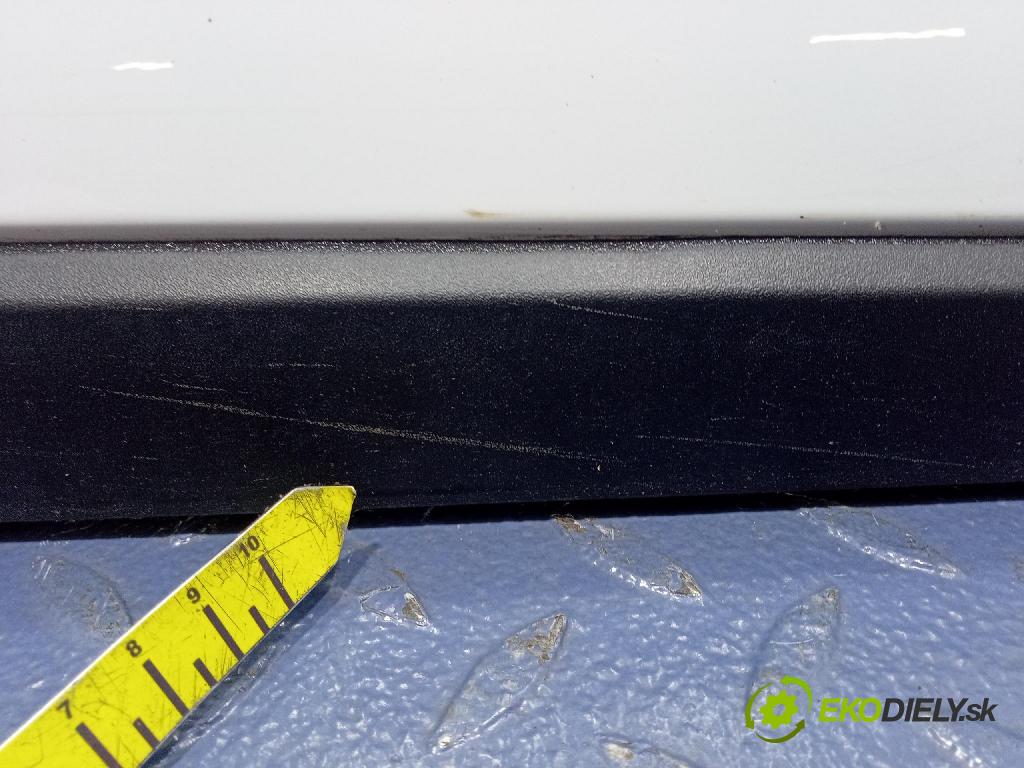 Hyundai Bayon 2023 dvere Predné pravé