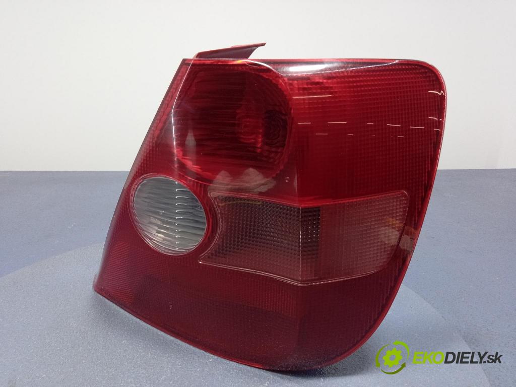 Honda Civic 2002 svetlo / reflektor zad Prava: Vonkajsia: V210R
