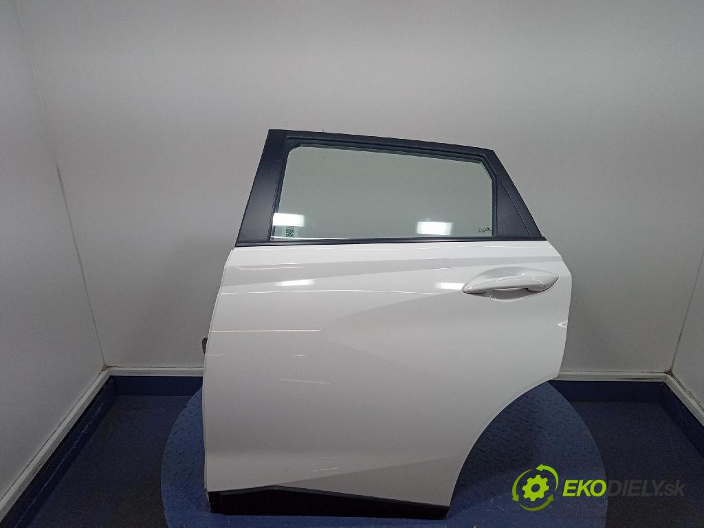 Hyundai Bayon 2023 dvere zad Vľavo:
