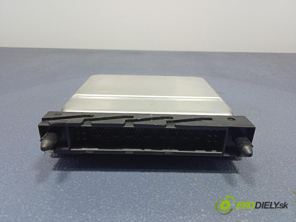 Volvo S70/V70 2004 riadiaca jednotka Motor: 30637733
