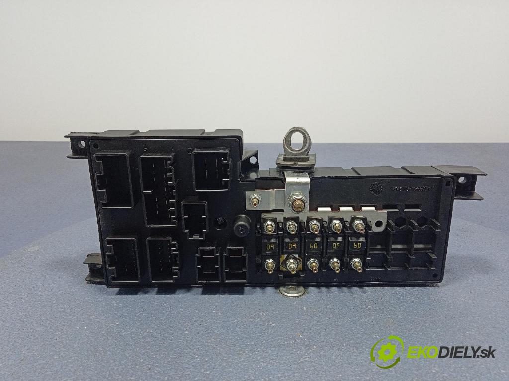 Volvo S70/V70 2004 skrinka Poistky: 8678449