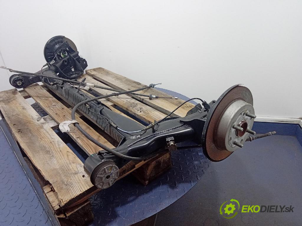 Hyundai Bayon 2023 výstuha Pozastavenia: zad