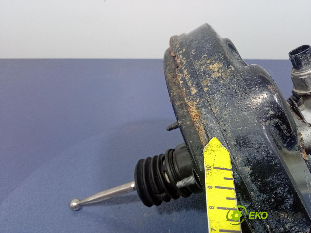 Audi A3 1.9 tdi 2001 servo Brzdní: 1J1614105D