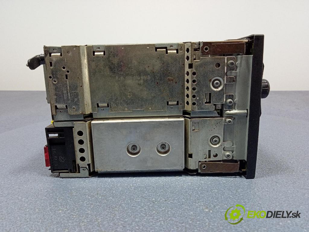 Volkswagen Sharan 1999 Radio I Navigácia: 7M0035191E