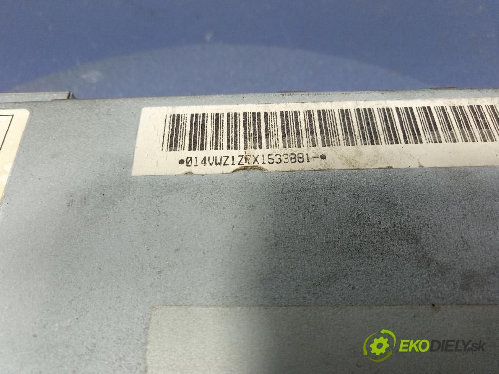 Volkswagen Sharan 1999 Radio I Navigácia: 7M0035191E