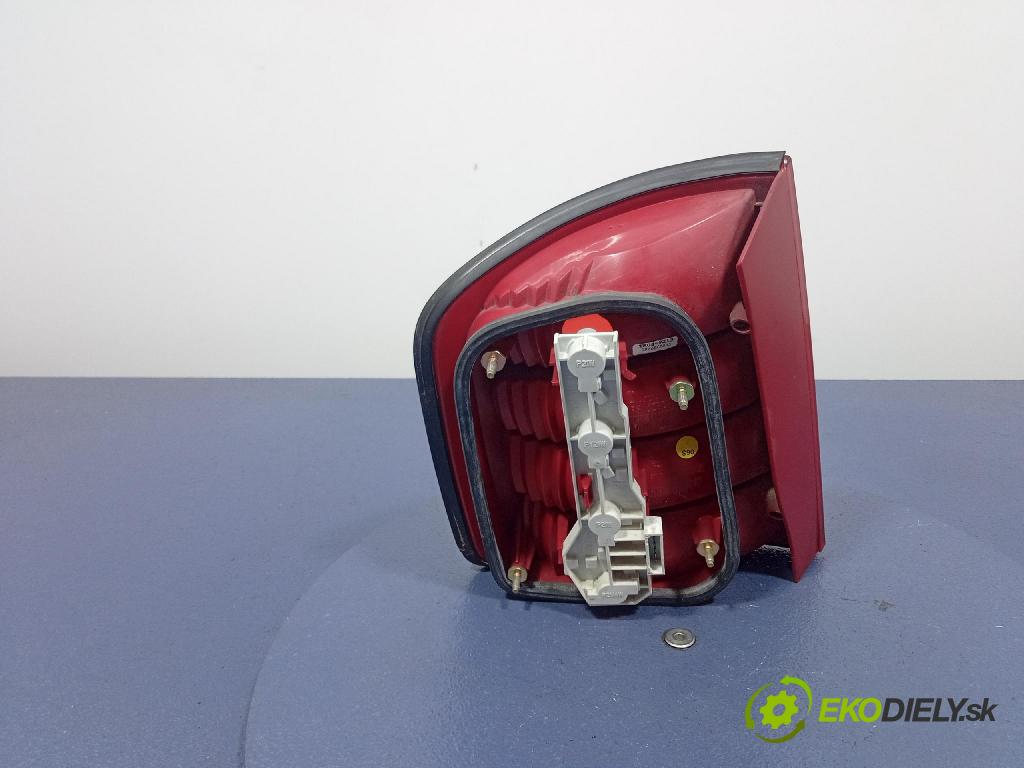 Skoda Fabia sedan 2006 svetlo / reflektor zad Prava: Vonkajsia: 6Y9945095E