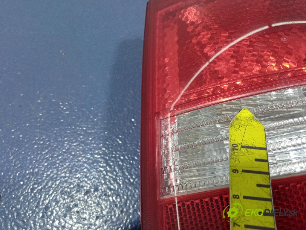 Skoda Fabia sedan 2006 svetlo / reflektor zad Prava: Vonkajsia: 6Y9945095E