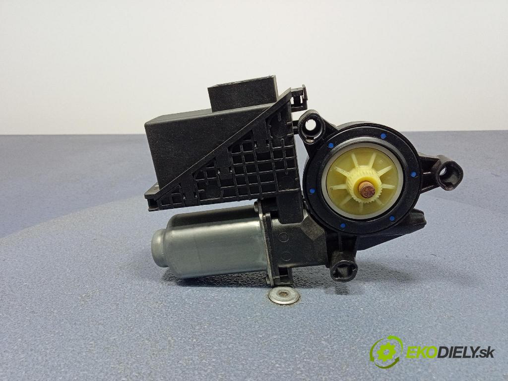 Skoda Fabia sedan 2006 mechanizmus okna Okná: Predné v pravo: 6Y1959802