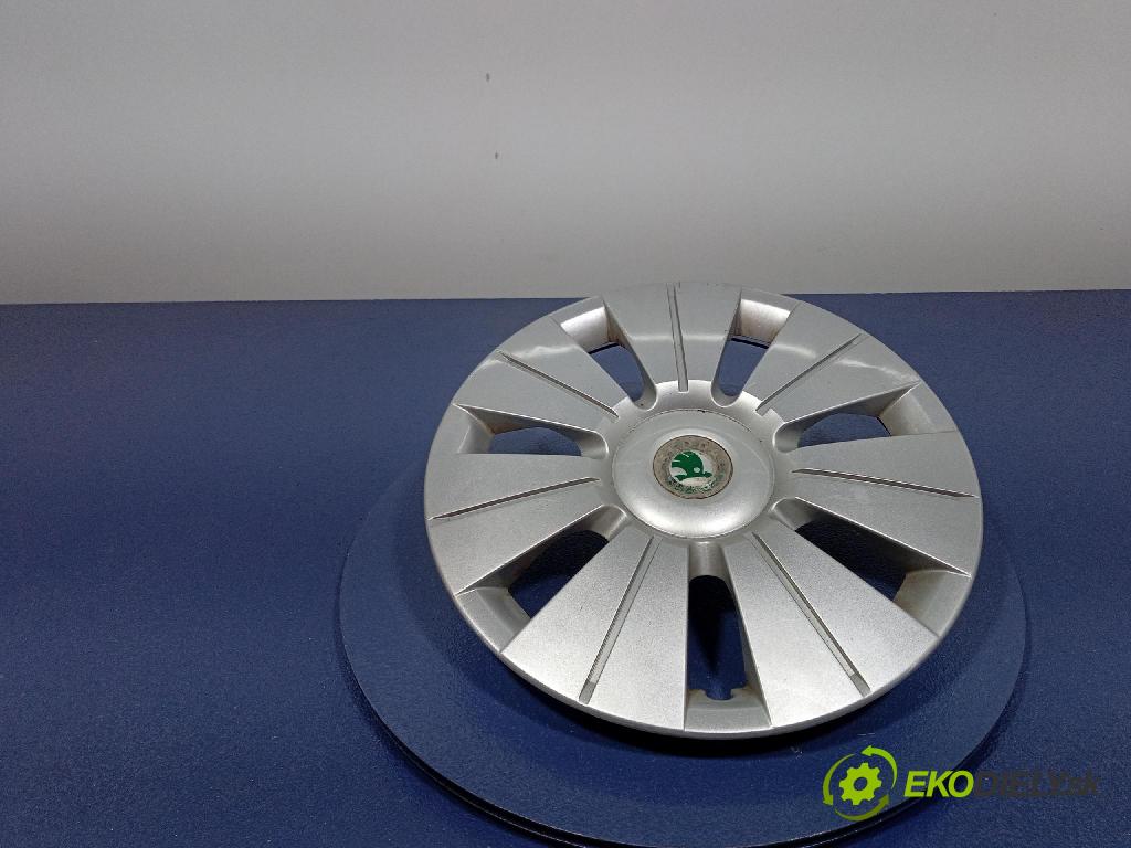 Skoda Fabia sedan 2006 puklica kola: 6Y0601147H