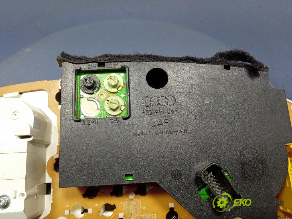 Audi 80 1993 prístrojovka/ budíky 893919067