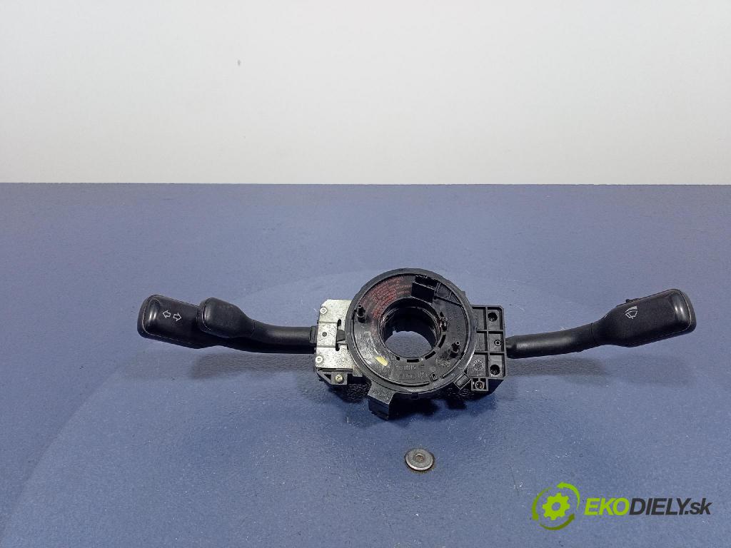 Audi A4 2001 prepínač Komplex: 4D0953513D