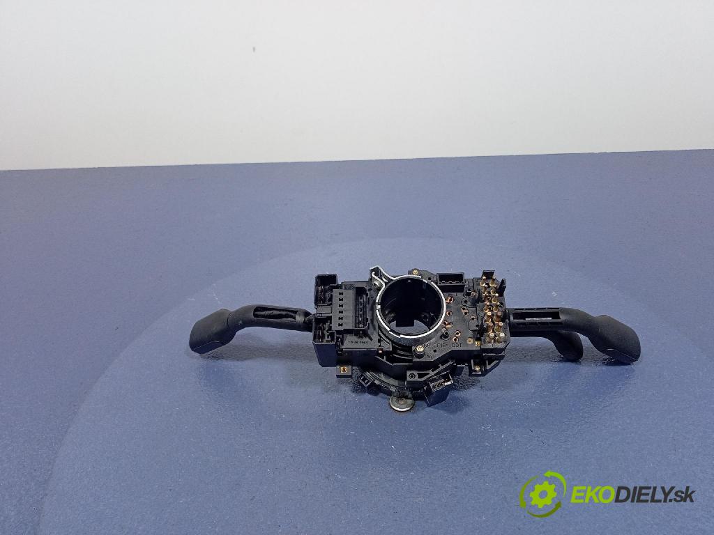 Audi A4 2001 prepínač Komplex: 4D0953513D