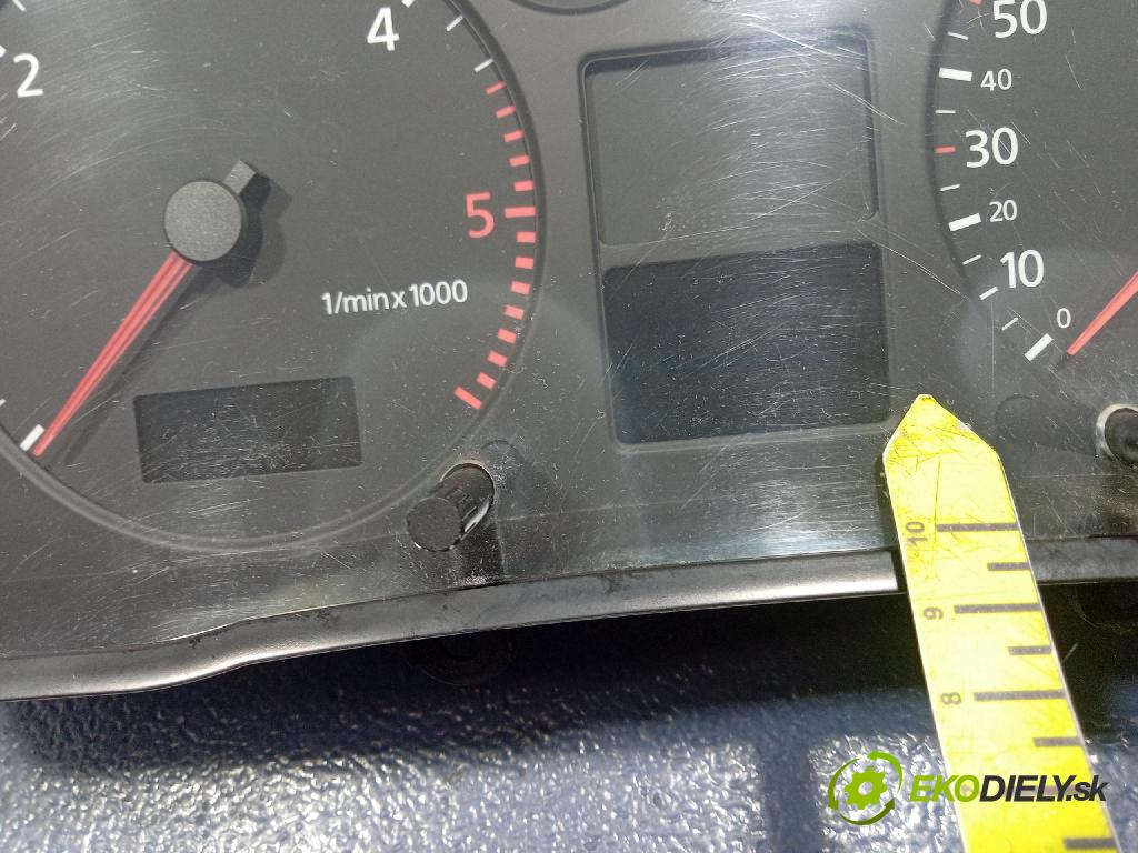 Audi A4 2001 prístrojovka/ budíky 8D0920900