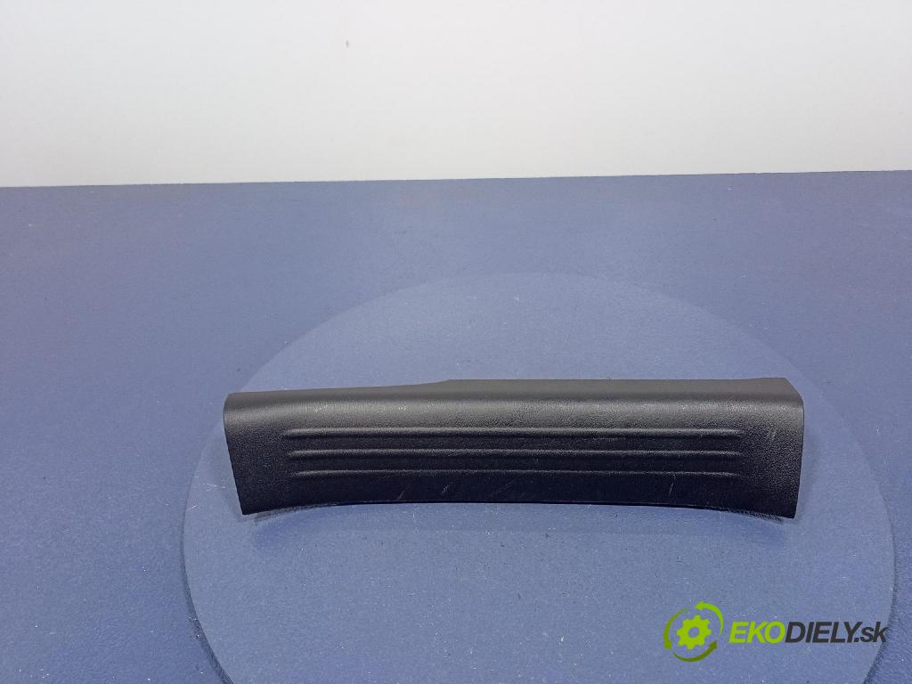 Mazda Cx-5 2021 kryt Plast: Interiéry: KB7W-68730