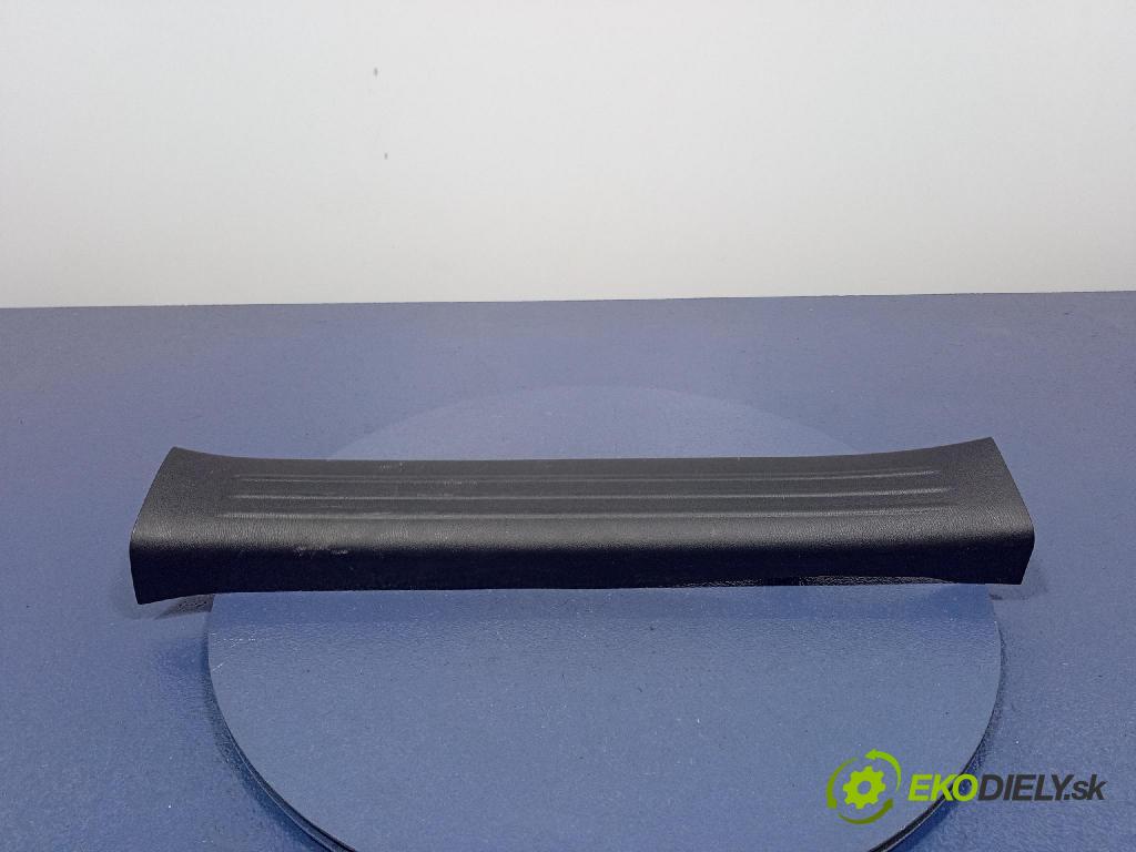Mazda Cx-5 2021 kryt Plast: Interiéry: KB7W-68710