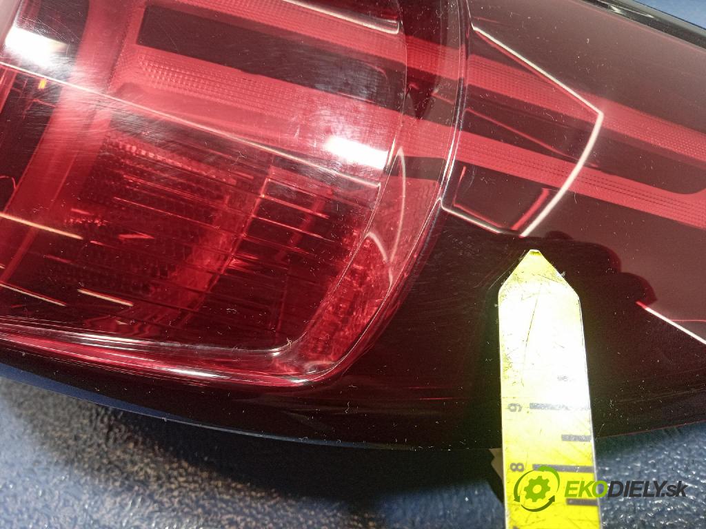Mazda Cx-5 2021 svetlo / reflektor zad Prava: Vonkajsia: W3870