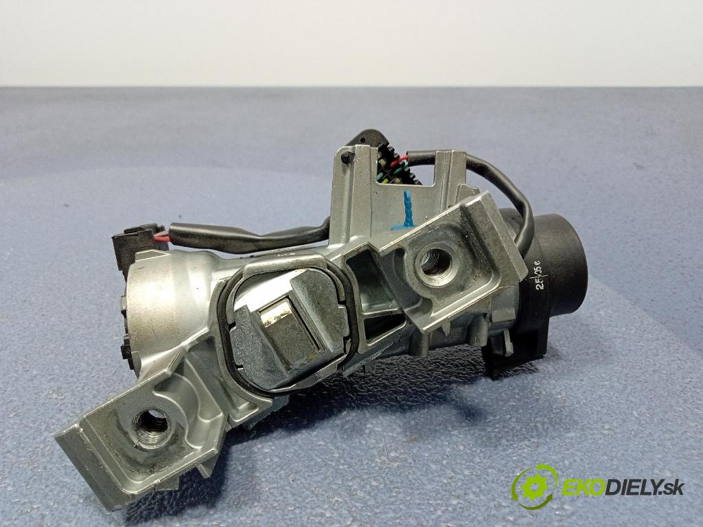 Volkswagen Golf 2005 Spínač zapaľovania: 1K0905851B