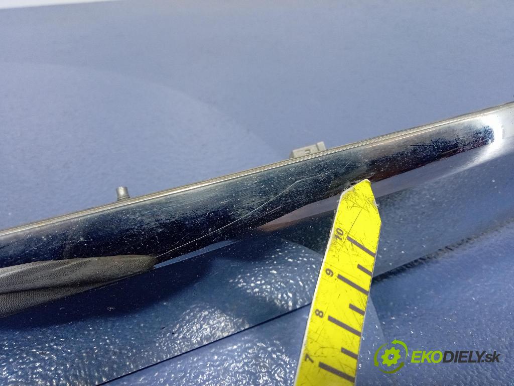 Opel Zafira 2005 rukoväť Klapky: Zadná: 13266474