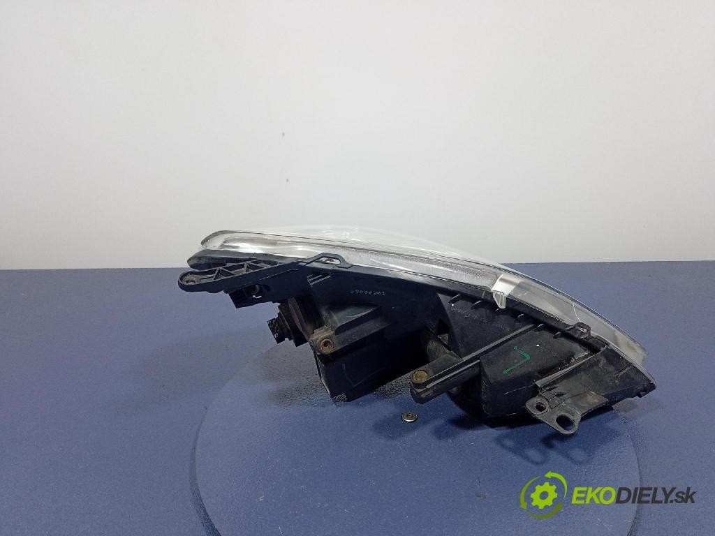 Opel Zafira 2005 Reflektor: Vľavo: 442-1149L