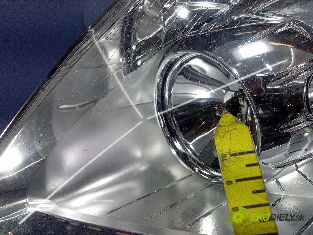 Opel Zafira 2005 Reflektor: Vľavo: 442-1149L