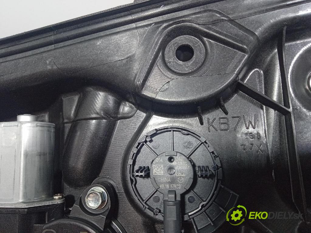 Mazda Cx-5 2021 mechanizmus okna Okná: Predné v pravo: B45C5858X