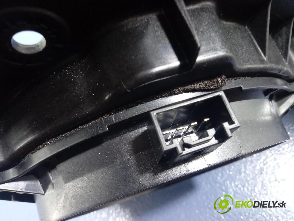 Mazda Cx-5 2021 mechanizmus okna Okná: Predné v pravo: B45C5858X