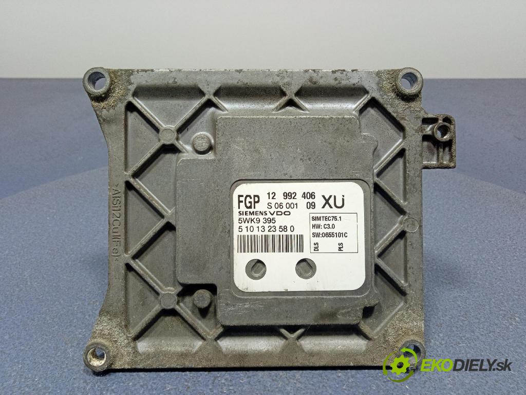 Opel Zafira 2005 riadiaca jednotka Motor: 12992406